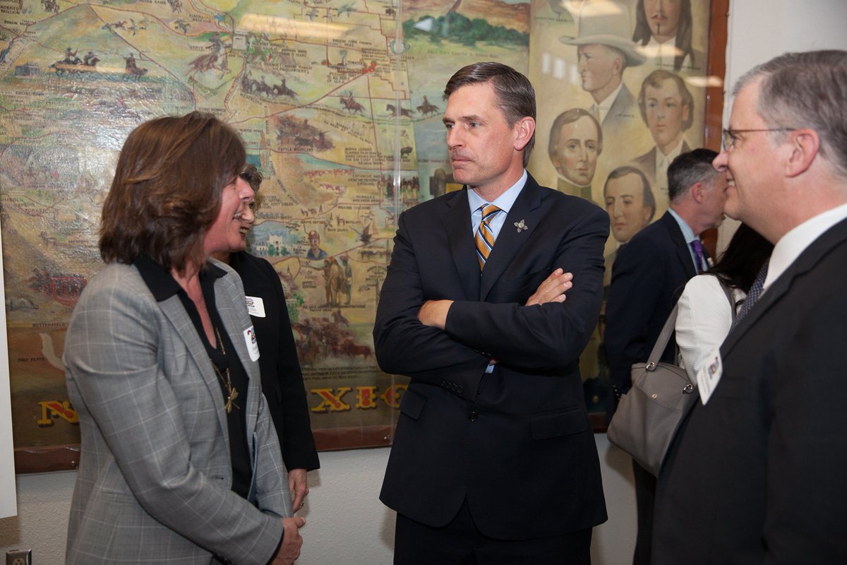 EMAssistantSec's tweet photo. Talked with U.S. Senator @MartinHeinrich of NM at WIPP's 20th anniversary dinner—one of many events I attended this week celebrating WIPP’s achievements over the past two decades. Check out our special EM Update issue on @WIPPNEWS this week at https://t.co/a6e4ts4oNn #WIPP20 https://t.co/RuCIDWNY08