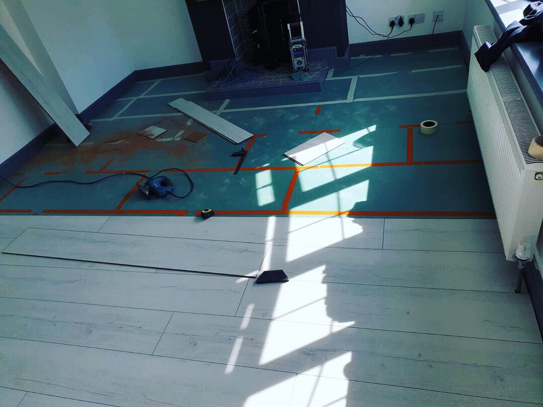 PEDLTD's tweet photo. Floor preparation & laying #itsallinthepreparation #pedltd #flooring #hull #hullbuilder #joiner #plastering #plumbing #supportlocalbuilder #guarantee #satisfaction #vynalflooring #laminate https://t.co/PCzcDTiNVg