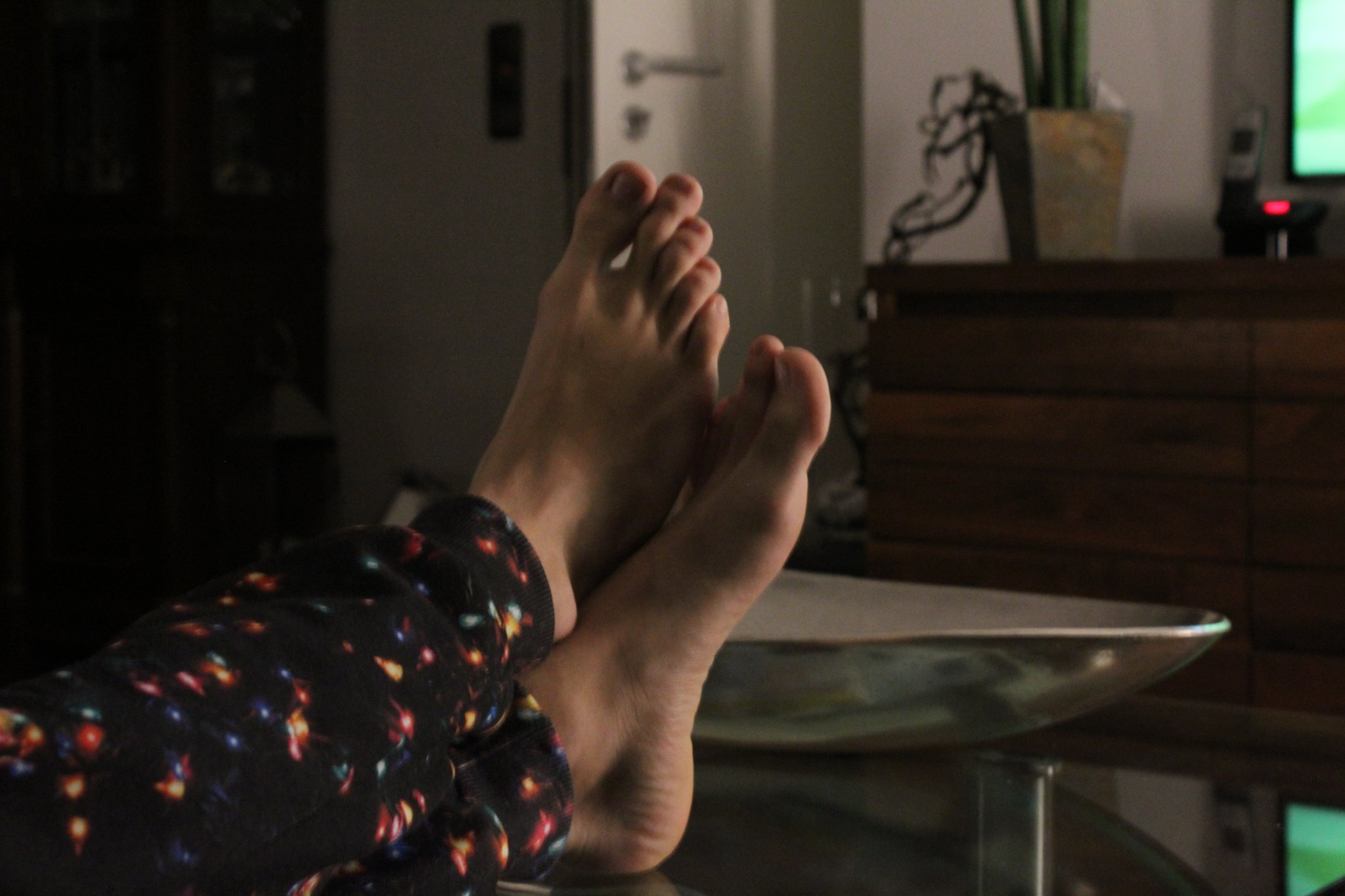 Roman Capellini on X: Feet lovers? t.coltWZOEMzFc  X