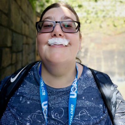 jo_may_'s tweet photo. #NewProfilePic #UniversalOrlando #holiday #butterbeer #WizardingWorldOrlando https://t.co/Srk6kkcySb