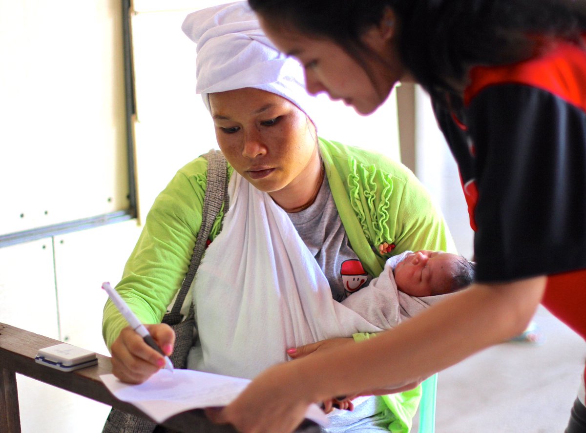 BSPaber2018's tweet photo. Great photos for World Malaria Day by Pearl Gan @PearlyGan @OUCRU_PE  @OUCRU_Vietnam and @EOCRU_Official.  

Photo Credit to : Pearl Gan in association with OUCRU,Vietnam and EOCRU, Indonesia. https://t.co/qDWoNzwz1b