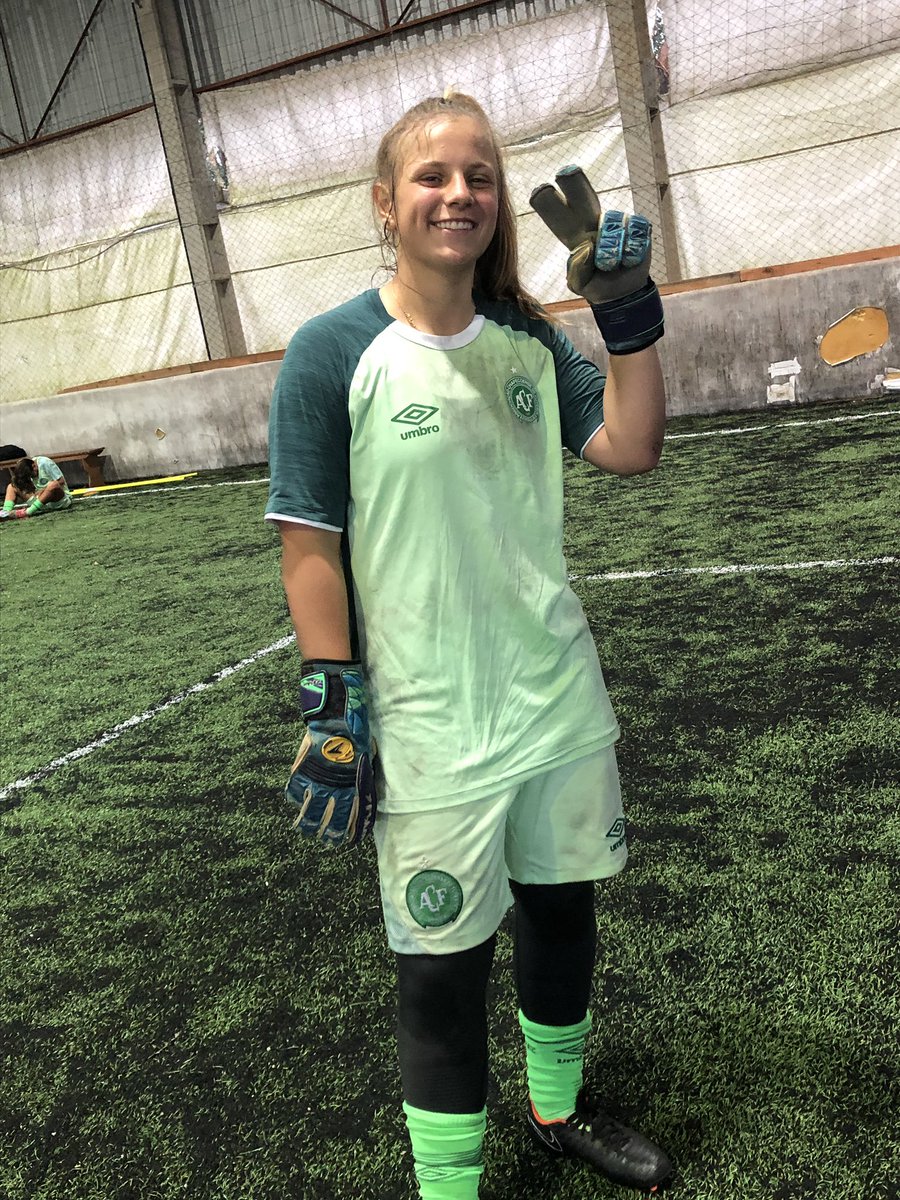gabi barbieri - time feminino da chapecoense