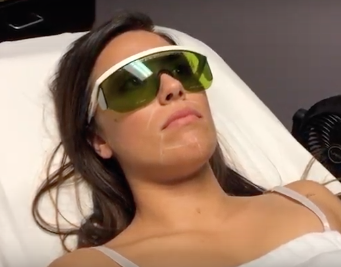 AFaceAntiAging's tweet photo. Watch a laser hair removal treatment and listen to what some are saying about it.  #LaserHairRemoval #itDoesntHurt #NeverShaveAgain
https://t.co/482We60XNL https://t.co/ILKQDm4Q28