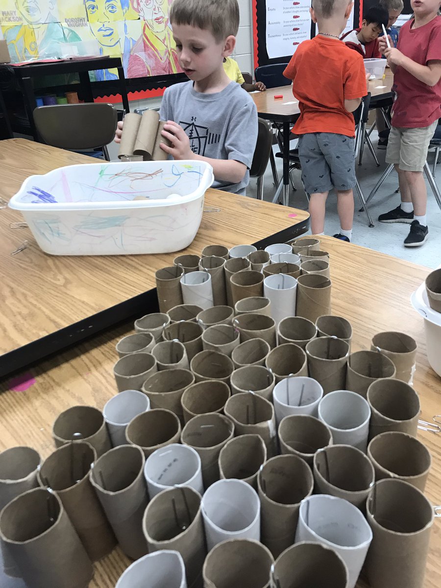 nstreet_teaches's tweet photo. Mrs. Dickinson’s K Worker Bees 🐝  buzzed away on their bee hive for their upcoming EXPO during STEM. “Teamwork makes the dream work,” was chanted at their tables! 🙌🏼 #collaboration #pblprocess @KVukSTEM #coachingsupport https://t.co/pl0O9gMH5T