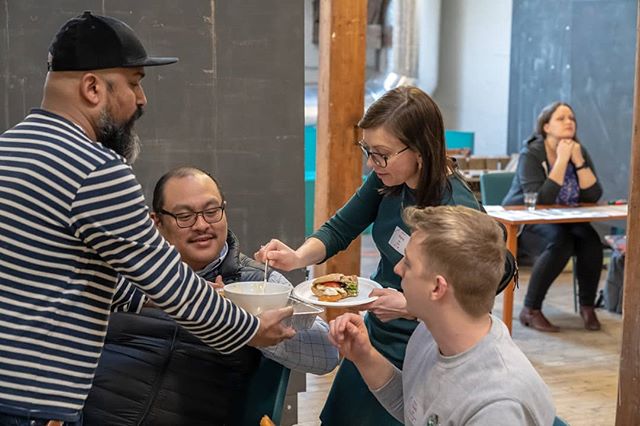 StartupGrindOSL's tweet photo. Sharing is caring ❤️🧡💛💚💙💜 #SGoslo #makefriends #helpothers #givefirst startup https://t.co/9i2A7AfJ8r