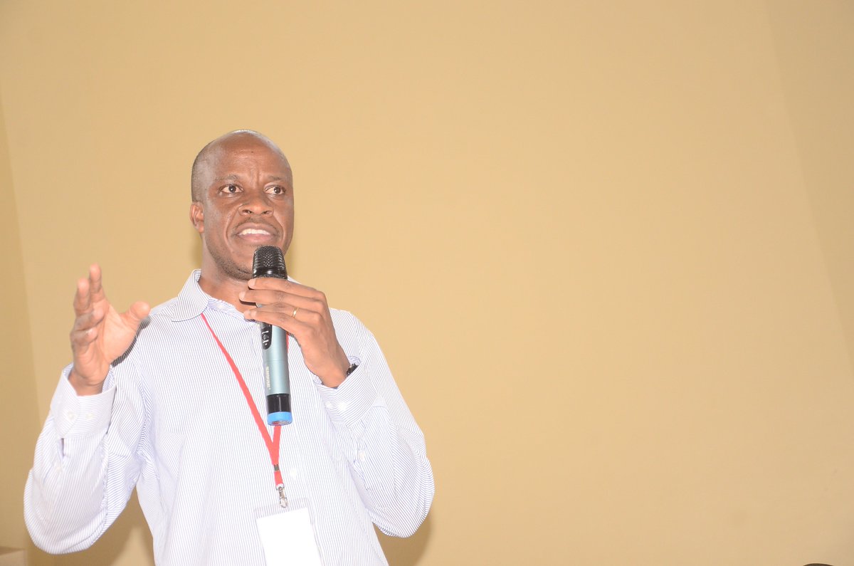 Icmda2's tweet photo. Dr Shao E talking on health care systems in low- and middle income countries #ICMDAEAC2019 #happyEaster2019 @icmdanet @CMFJuniors @RwandaMedicine https://t.co/1zGKrrJJiu