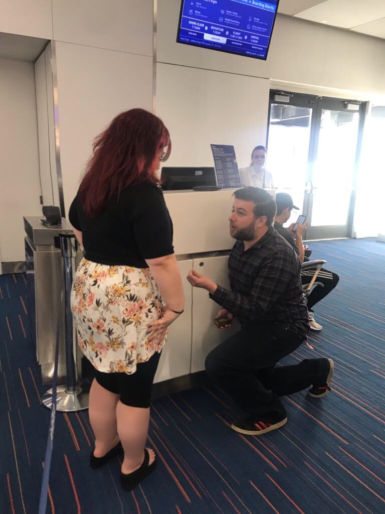 carrie macabre tweet media