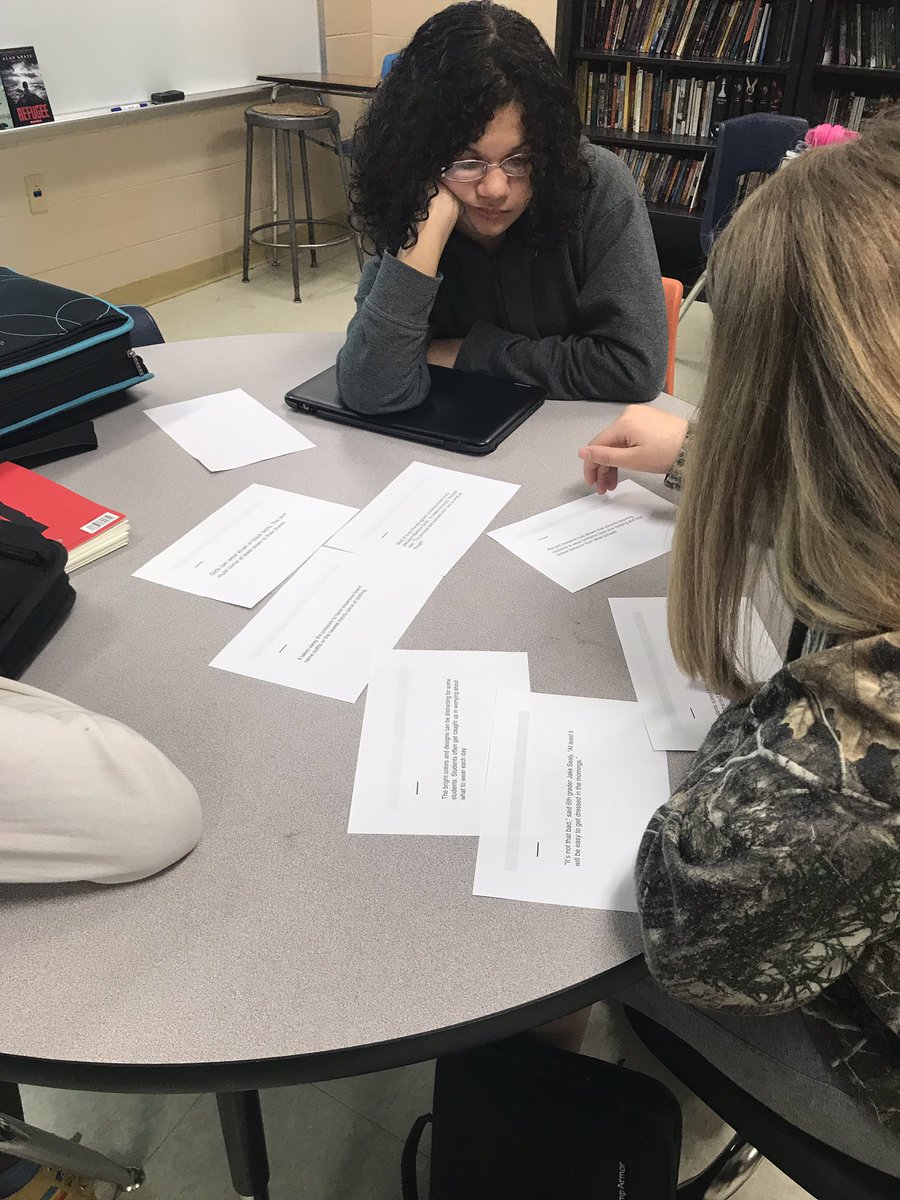 ChiltonELA's tweet photo. We started discussing an author’s argument with a fun structures activity! #fmsteach #fpslearn #fultonproud #gameon https://t.co/O5vJOBFzkb