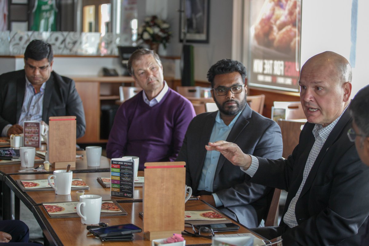 connectinggta's tweet photo. Members of the Connecting GTA met with @roccorossiTO, President of Ontario Chamber of Commerce to discuss about Reducing Red Tape For a Stronger Ontario. #business #ontario #leadership #entrepreneur #roundtable #networking https://t.co/VGPcQleKVB