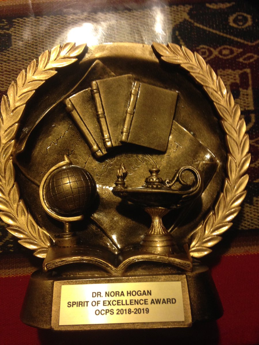 Nhogan51's tweet photo. I was honored to receive the Spirit of Excellence Award for helping my scholars achieve their academic goals. I enjoy creating a multicultural environment in my classroom and helping all my students be successful 🤓❤️ https://t.co/GvKDyV32EW