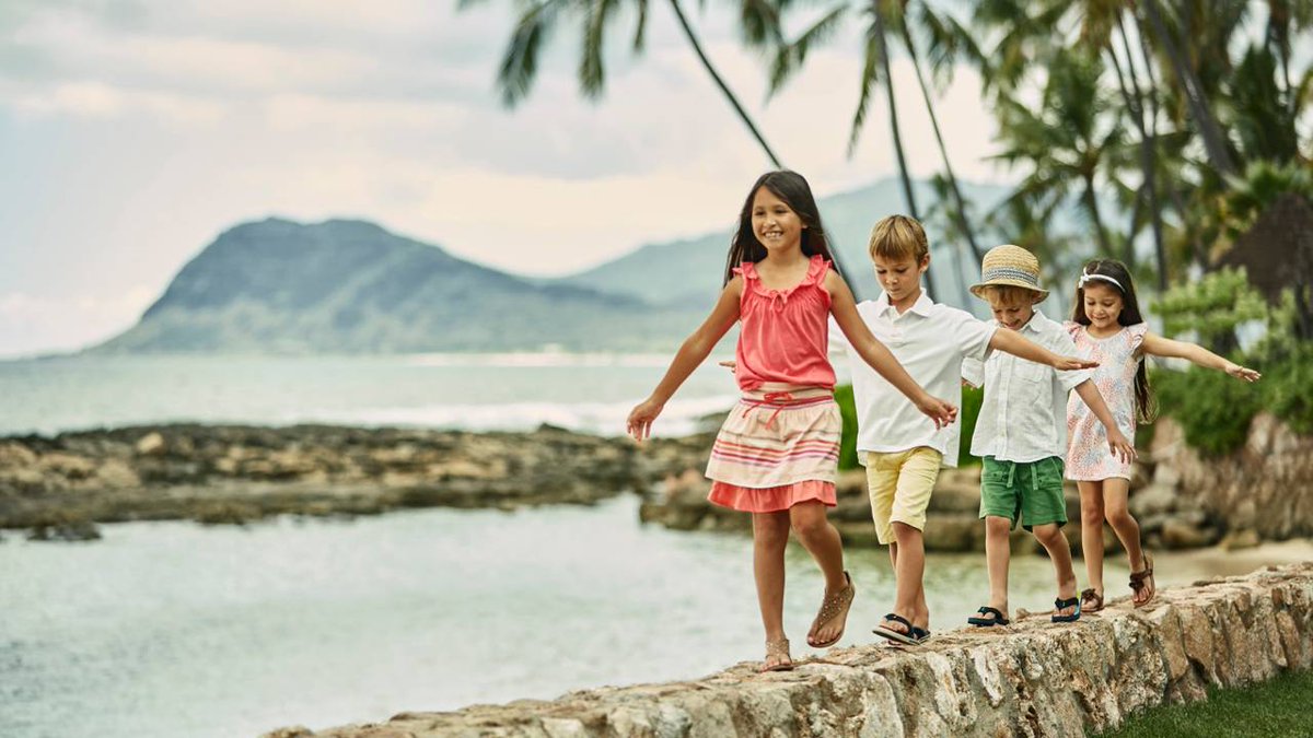 koolinakids's tweet photo. Exciting announcement from @fsoahu!—#FourSeasons will be giving away a 2-night STAYCATION at our event this Saturday! 
Visit the Camp Kohola Aqua Hut at our festival for story time with @MermaidKariel, Power-arm Tattoo Painting, a Superhero Photo Booth and a chance to WIN! https://t.co/WhLFCpbYAI