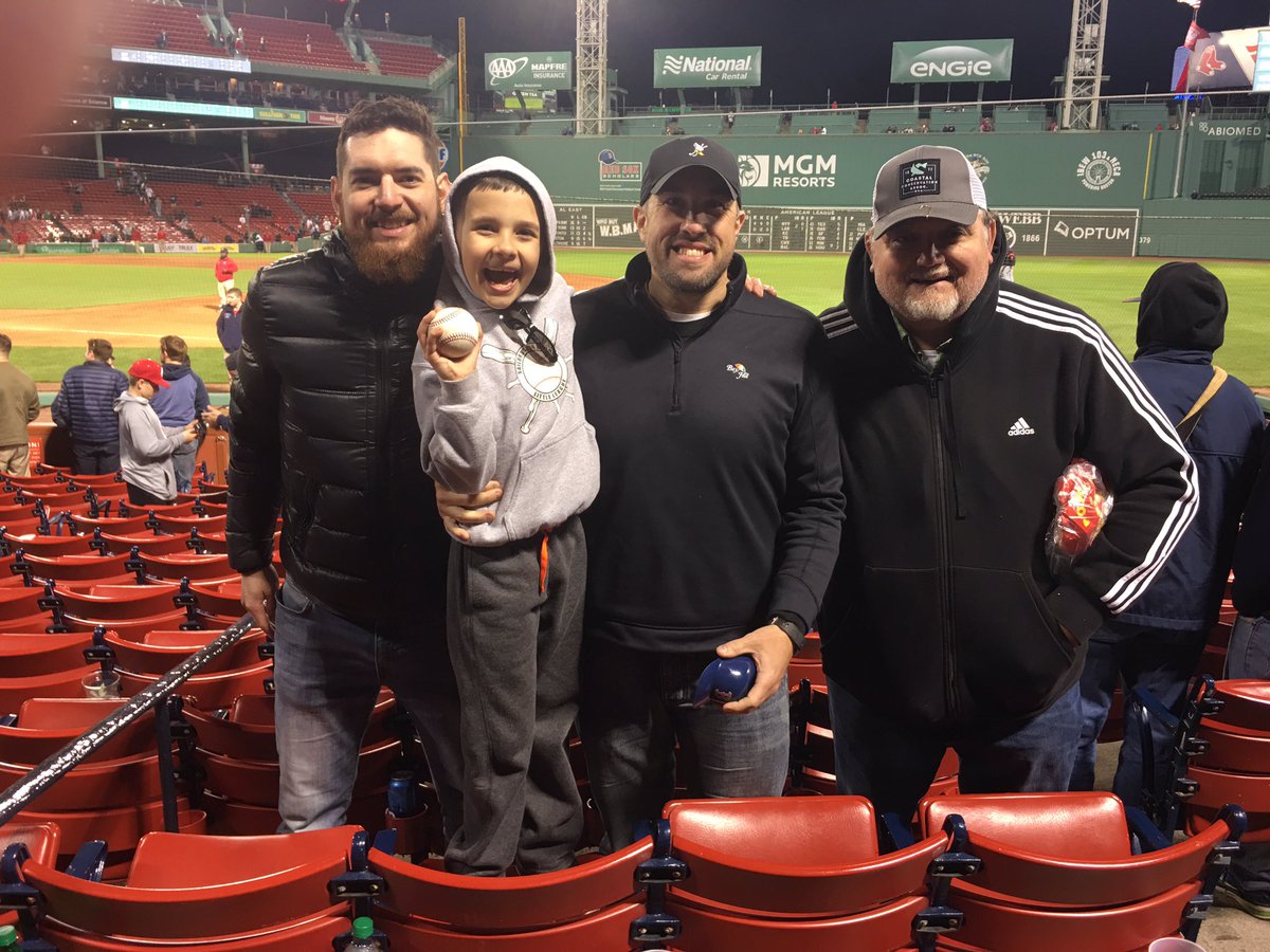 JWWelborn's tweet photo. After a crazy-busy weekend, I snuck away to Boston with the family for a few days. Great time so far! @RedSox #Boston #FamilyTime #ForLongevity https://t.co/fl1Fgt69JS