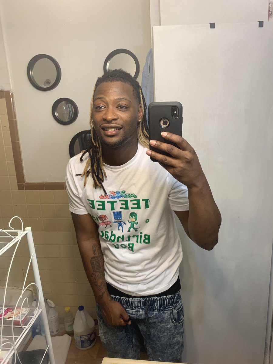 DearJerem's tweet image. New me 🖤