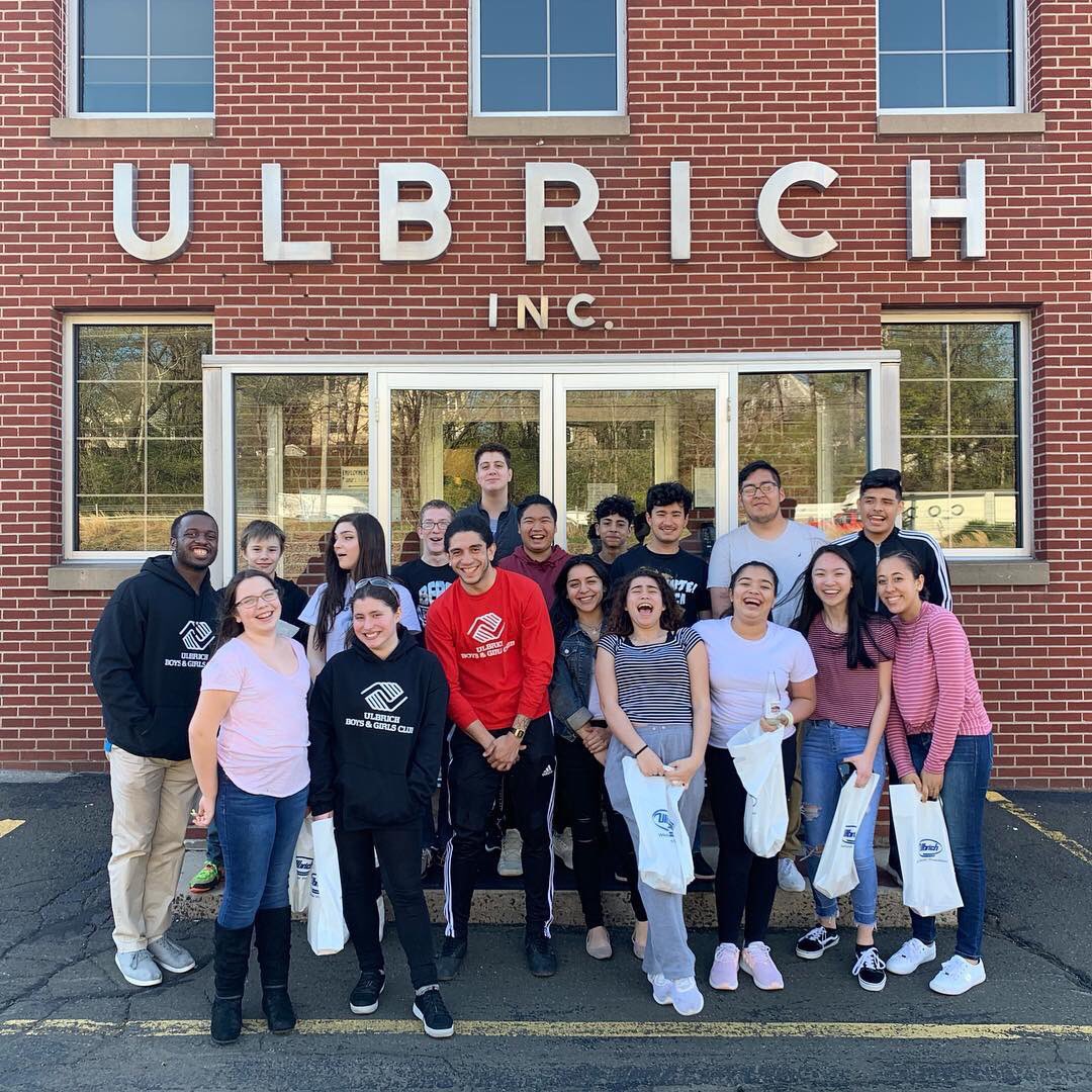 SCOW284's tweet photo. Thank you, @UlbrichSteel, for the wonderful tour! Members of ¡Adelante! America and @Ulbrich_BGC Torch Club had a blast! #weareadelanteamerica #SCOW #UBGC #TeenCouncil @unitedwaymw https://t.co/93F5XcItSe