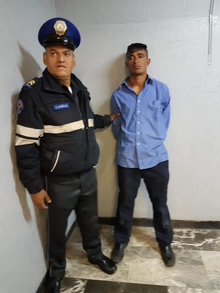 rudo_juarez's tweet photo. @CiroGomezL  gracias  sr..delincuente..por haber matado a un ser humano valioso..gracias sr. Vicioso..por enlutar a MEXICO  CON SU ACCION  TAN COBARDE..GRACIAS.. por dejar a una familia sufriendo  eternamente😡😡😡😡😡😡😡😡

Q.E.P.D. compañero Cdmx muerto x un malviviente en STC https://t.co/CCzs32DVMc