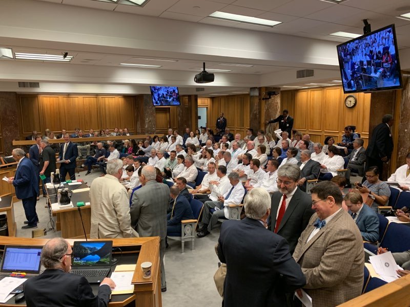 LIPAPharmacy's tweet photo. Thanks to the #Grassroots efforts of #pharmacists, #patients &amp; concerned #taxpayers, SB41 PASSED committee today &amp; is headed to a Senate floor vote!! #lalege #lagov @AGJeffLandry @Commpharmacy @TruthRX #MovingInTheRightDirection #KeepUpTheFight #ReinInPBMs #SupportSB41 https://t.co/WF02HsFILb