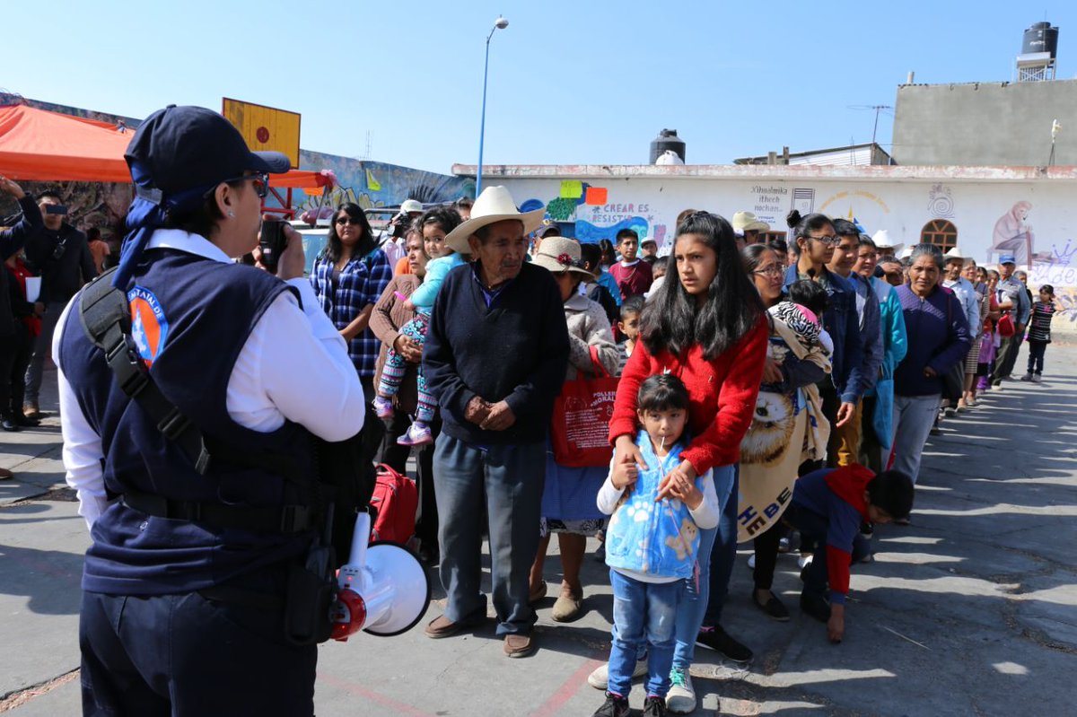 Fer_Manzanilla's tweet photo. Gracias a la gran participación ciudadana el #Simulacro en San Mateo Ozolco fue todo un éxito.

Este ejercicio nos permitió ver la capacidad de respuesta de las dependencias, así como perfeccionar los mecanismos en caso de contingencia volcánica por el #Popocatépetl. https://t.co/by1szaObWq