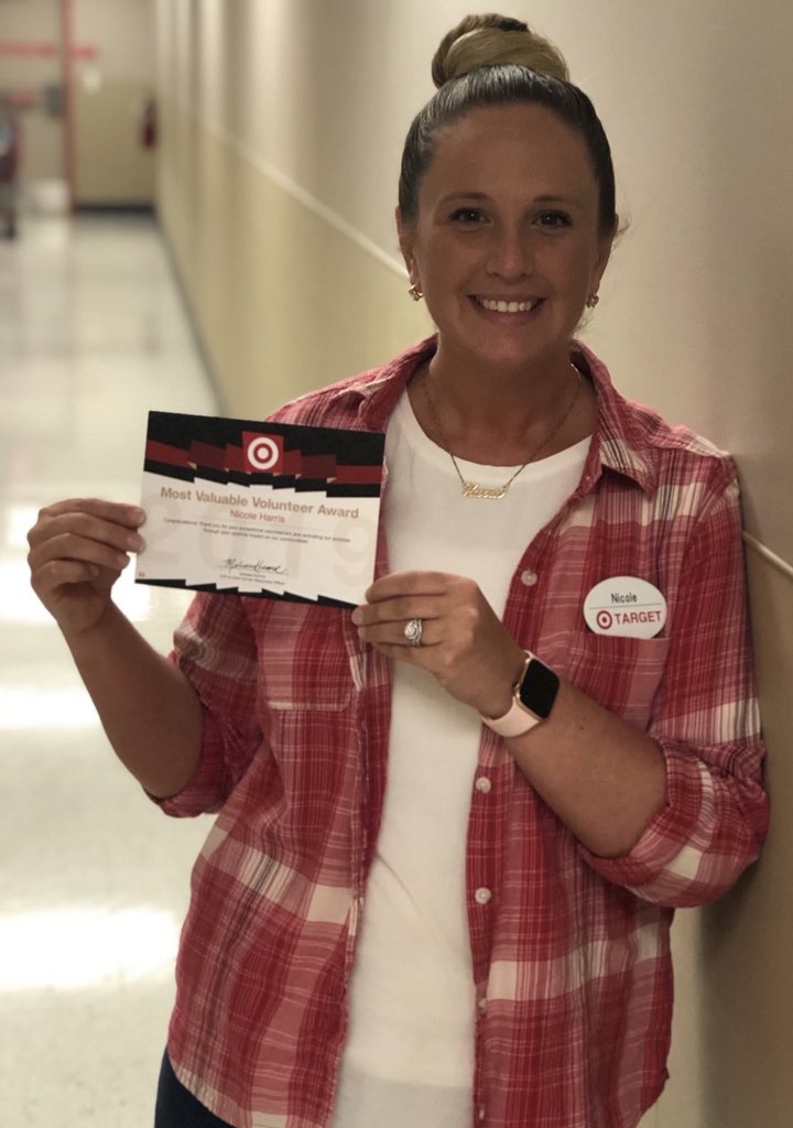 amy_tgt's tweet photo. Most valuable volunteer award @Nicole_Harris1 #waytogiveback #proud @Hurlburt40 @melissakitts31 @jennymeddles @buckeyeshaun @MelanieLukacz88 @GMells87 @brookellenn https://t.co/GRdSl5mYoP