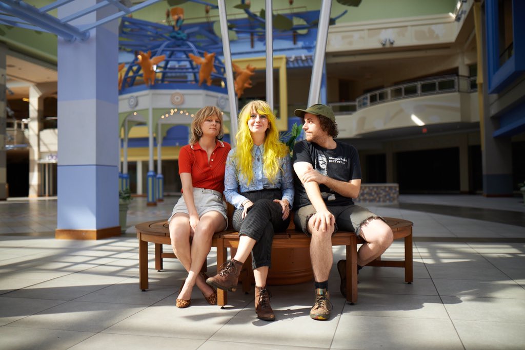 5/8 @SPACEbarsd – <a href="/leggyband/">Leggy</a> w. @BatteryPointCV, EST • ticketfly.com/purchase/event…