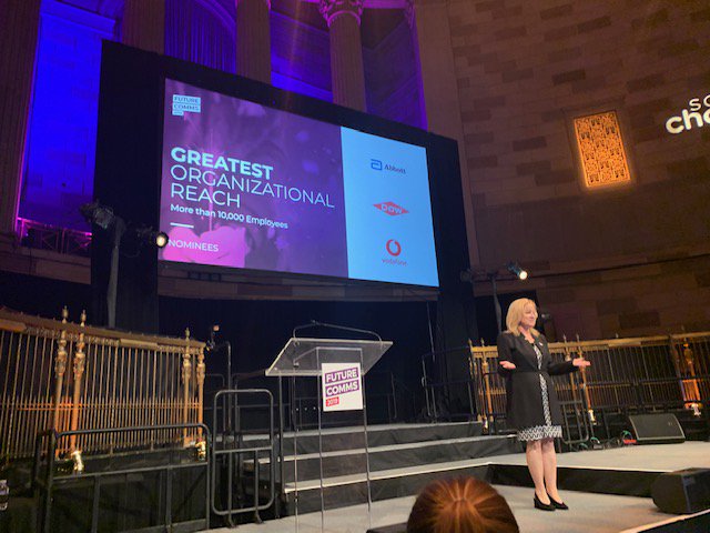 SocialChorus's tweet photo. Thank you to all today's attendees and speakers. Congratulations to all our customer winners -- We've learned about Creating Connected Companies and made new friends. See you next year ππ#futurecomms19 #workforcecommunications #internalcomms https://t.co/uTCvVxMtSz
