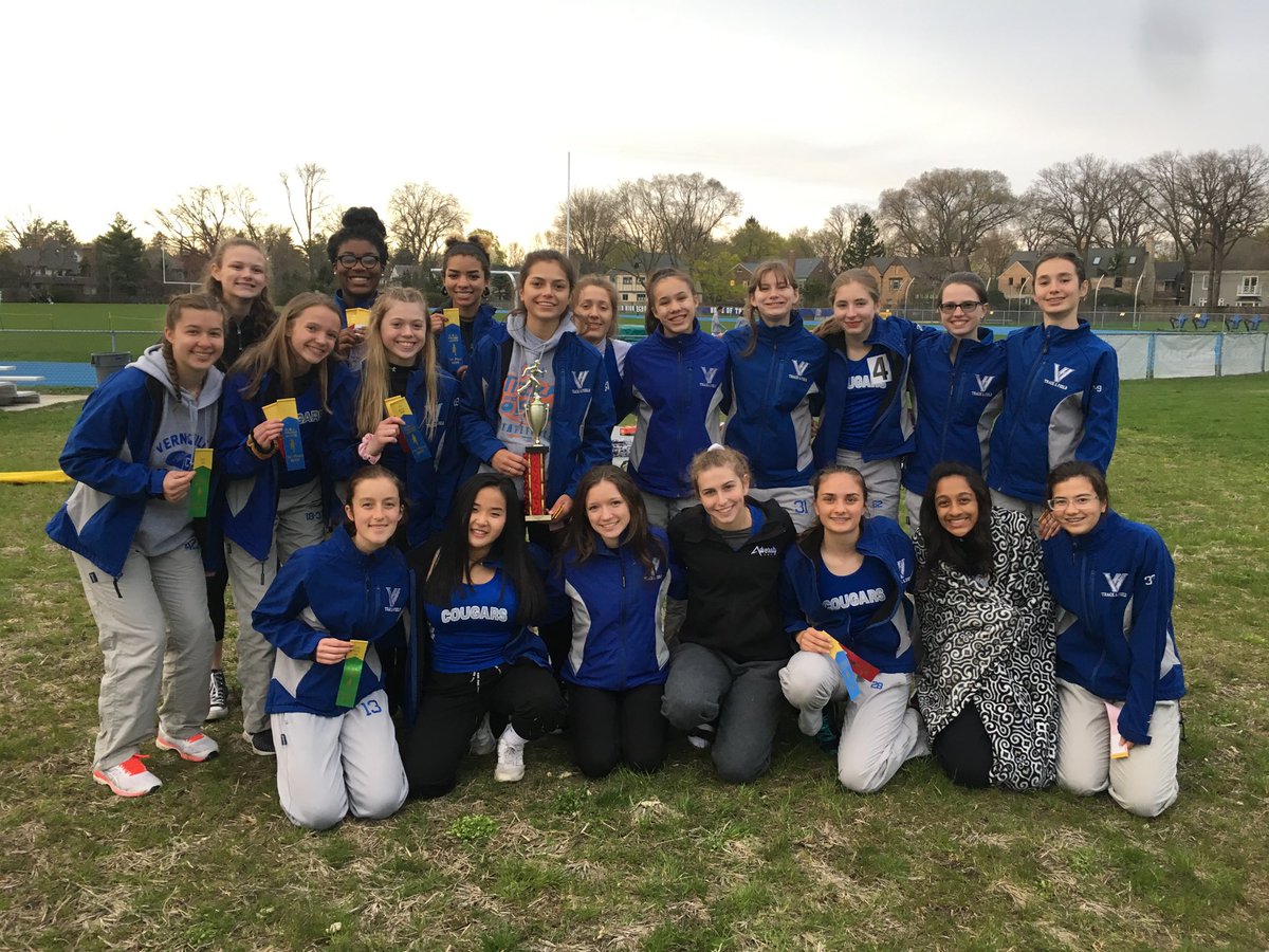 VHGirlsTrack's tweet photo. CSL Freshman Champs! Super group effort tonight and these kids are great teammates! https://t.co/gT5kZnP7s6