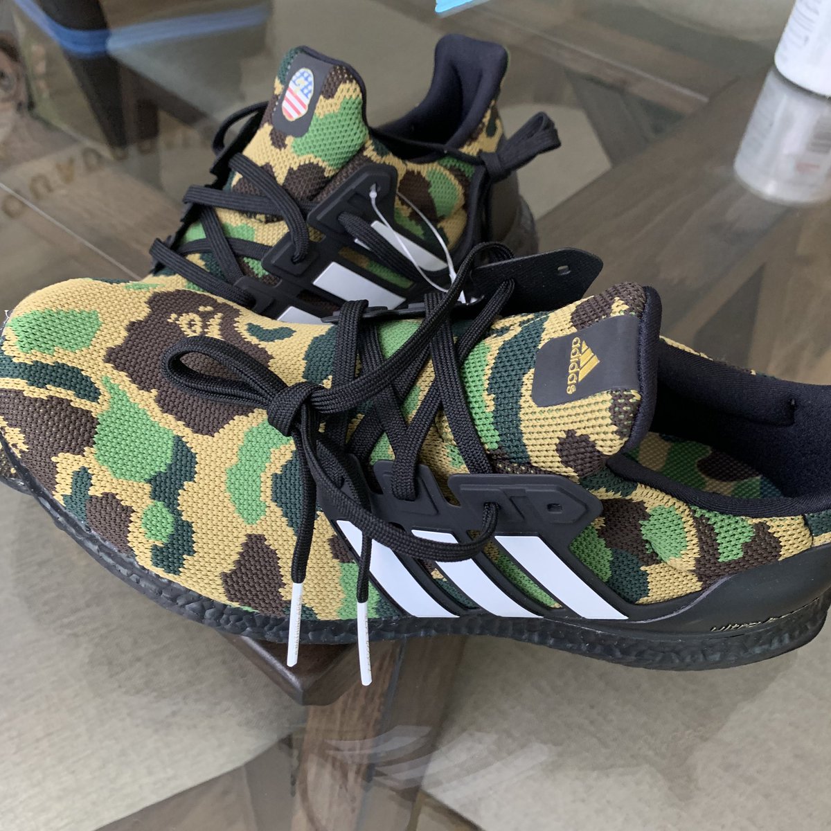 SUP3RSoN1K's tweet photo. New sneaks just showed up. 😊 

BAPE x Ultraboost 4.0 ‘Green Camo’ https://t.co/gFHTvoFEKP