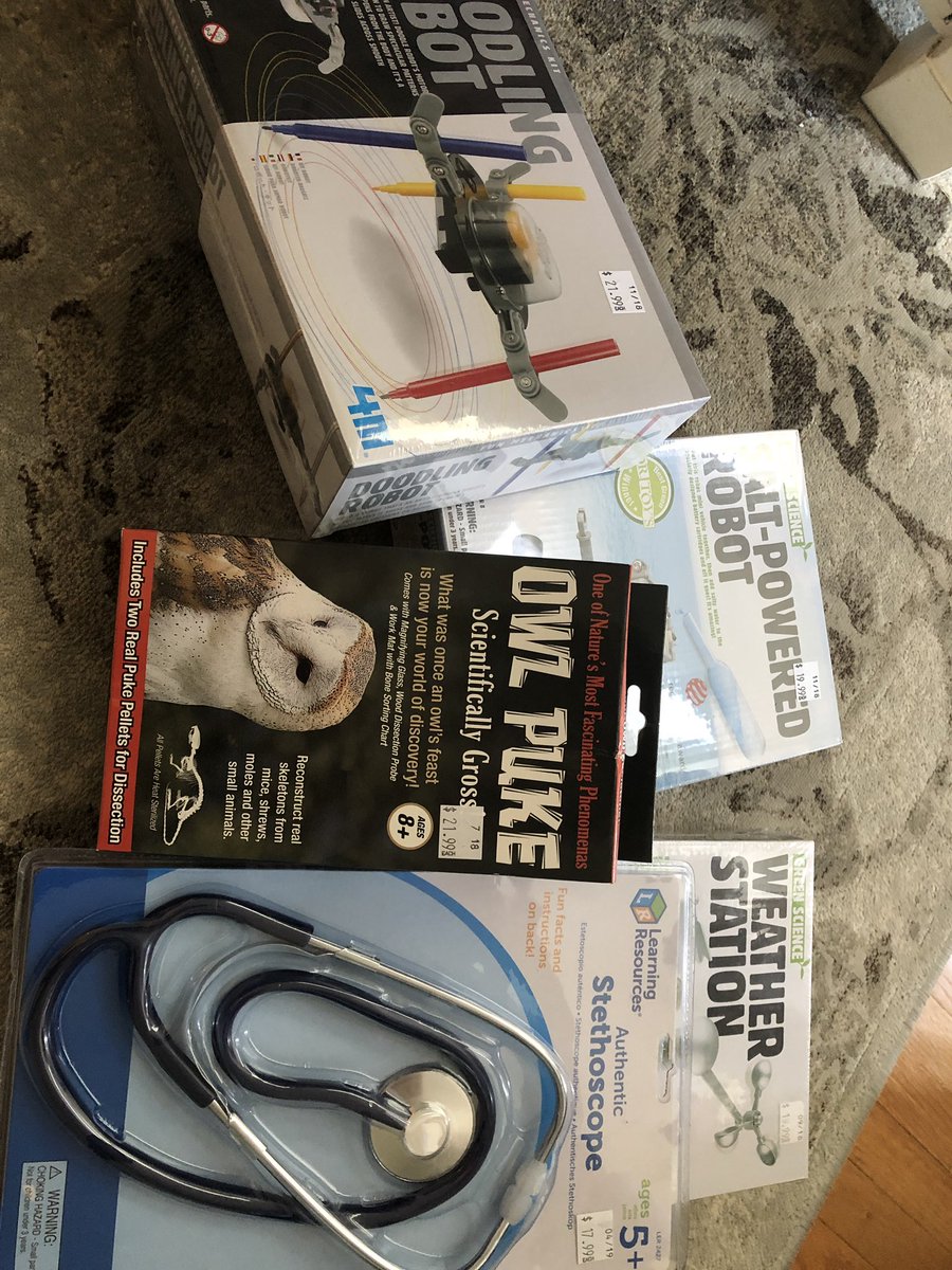 profLemieux's tweet photo. I’m hosting a science fair at King Edward Elementary tomorrow 6-8pm, we’ve got cool prizes Thanks to the grad students in advance for the demo at 7pm @kingedwardelem #stem #science #research #mentirship #volunteer #outreach https://t.co/bVrASG7bXC