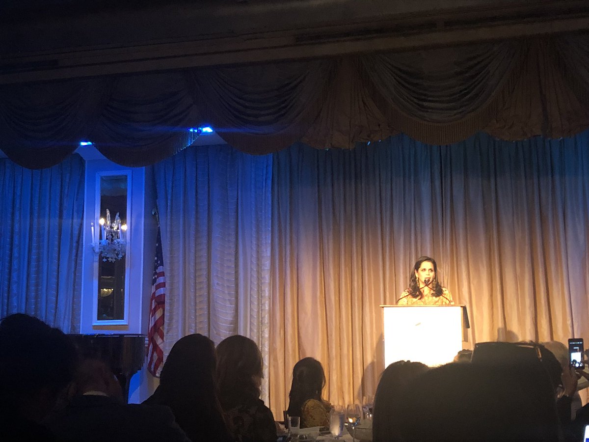 WomMovMillions's tweet photo. We’re so proud of our Board Chair Mona Sinha @monanyhk, who received the incredibly well deserved Lifetime Inspiration Award from @BreakthroughUS tonight. Thank you, Mona, for all that you do to improve the lives of women and girls.  #BreakthroughInspiration #wmmIMPACT https://t.co/myypmNBjXY