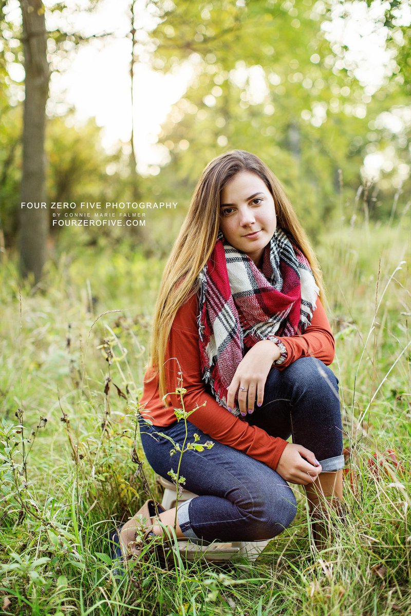 fourzerofivepic's tweet photo. ANTONINA // 2019 // CHIPPEWA VALLEY HS
#seniorpictures #seniorportraits #graduation #classof2019 #chippewavalleyhighschool #clintontownship #macombmichigan #photographer #seniorstyle #fourzerofivephotography https://t.co/Za2yVbt7yg  @conniefalmer https://t.co/EkJpPjbq9P