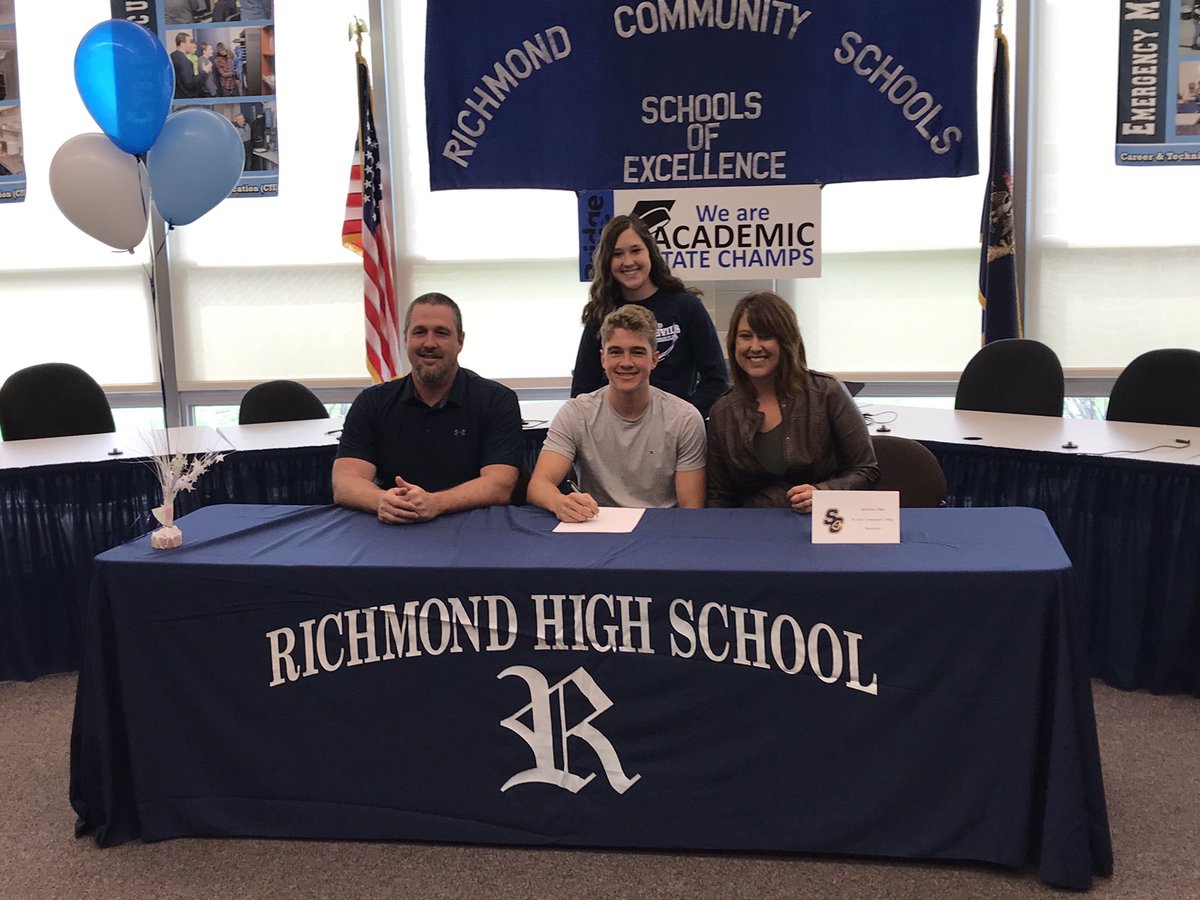 RHSBlueDevils1's tweet photo. Jackson Allen will be attending @sc4athletics to play Basketball. Congratulations Jackson! #GoBlueDevils #HardWorkPaysOff https://t.co/3v7uLwwKwg