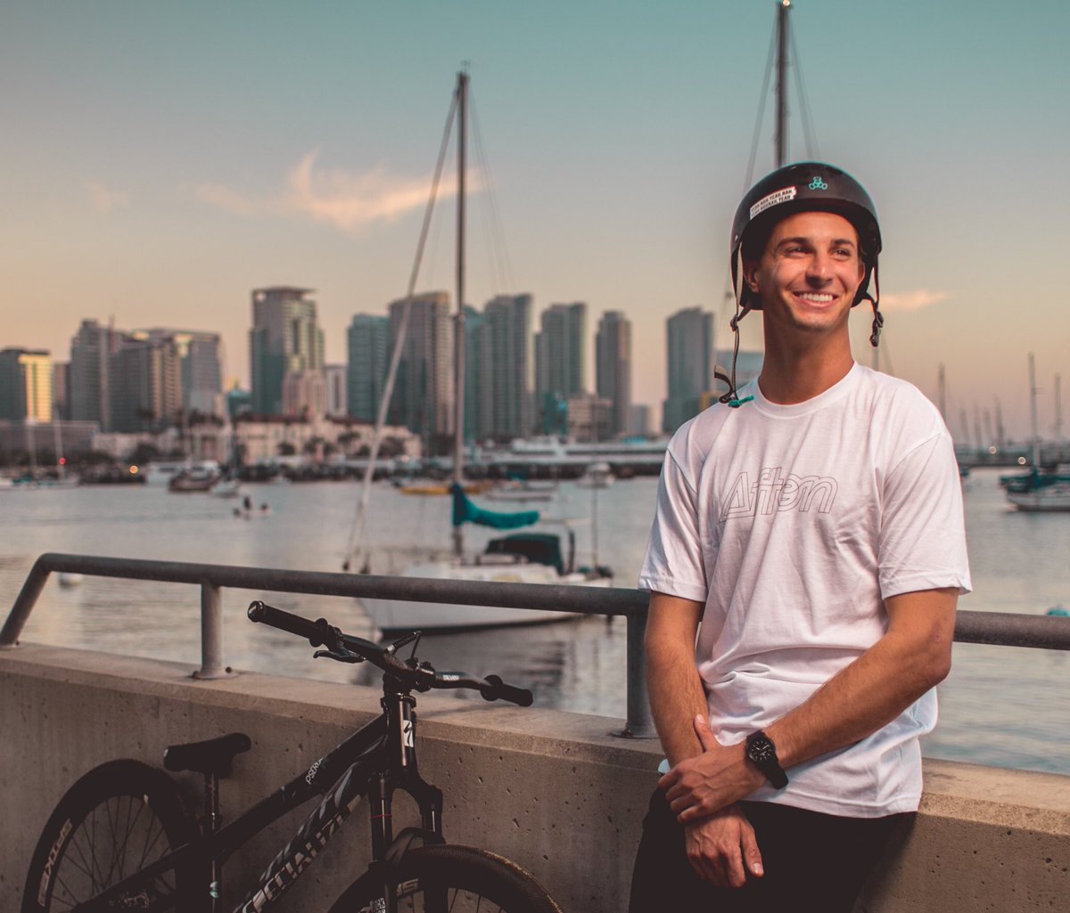 Afton Shoes tweet media