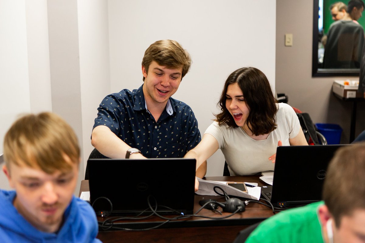 This evening lots of teamwork, laughter, and pizza was shared at Round 2 of the 2019 ERP SAP Simulation Competition here at @MissouriSandT. We will host Round 3 next week with @DeloitteSAP.

@sap4good @SAPNextGen #SAP #EdTech #innovationrealized #Competition #education