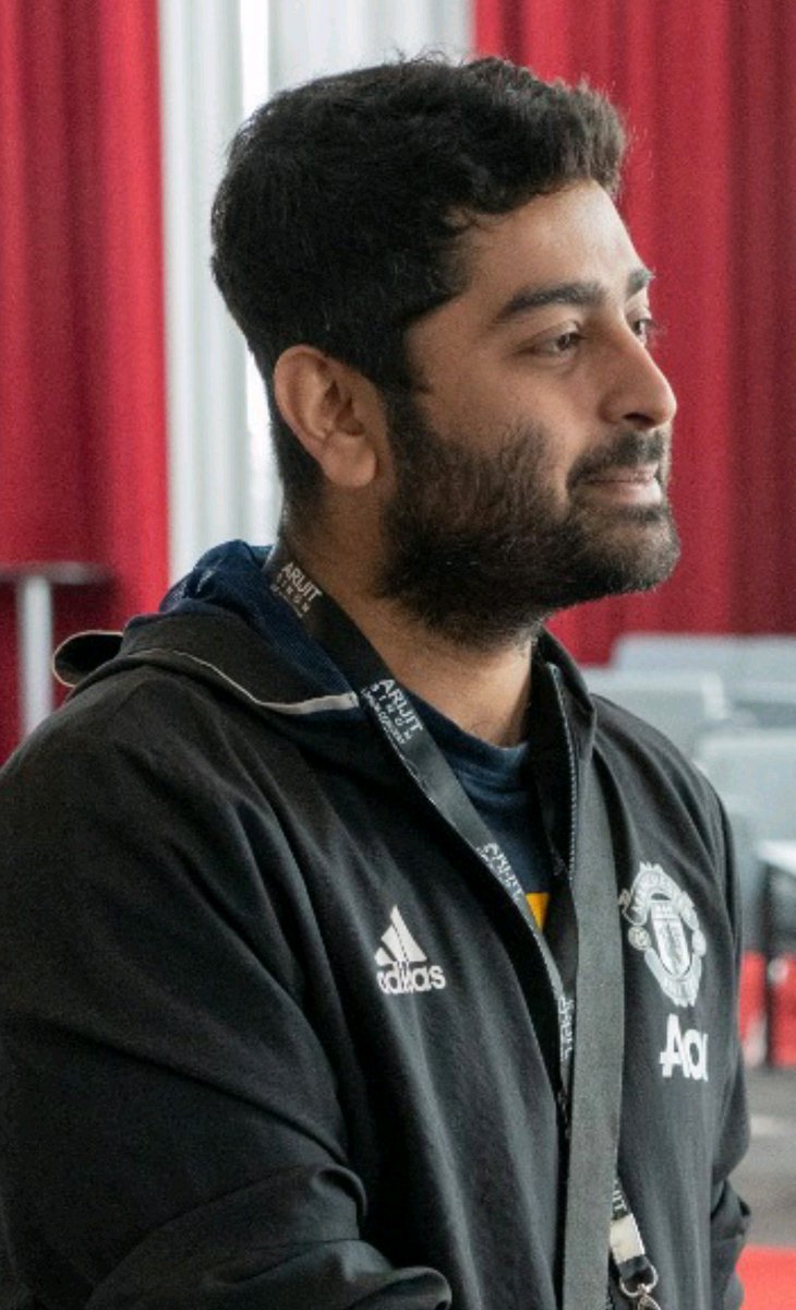 bishurock12's tweet photo. Main Sab chod sakta Hun....
par Arijit sir k gaana sunna kabhi nahi...
#HappyBirthdayArijitSingh sir.... Truely You R a magician... #GodOfSinging https://t.co/a9dTg2CI4Q