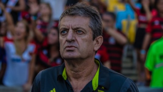 GeFlameengo's tweet photo. "A confiança que o Rodrigo Caio passa o Leo Duarte tira"
Comenta Leomir a beira do gramdo.
https://t.co/y8qvTMqOfu https://t.co/Q1n59dOuqP