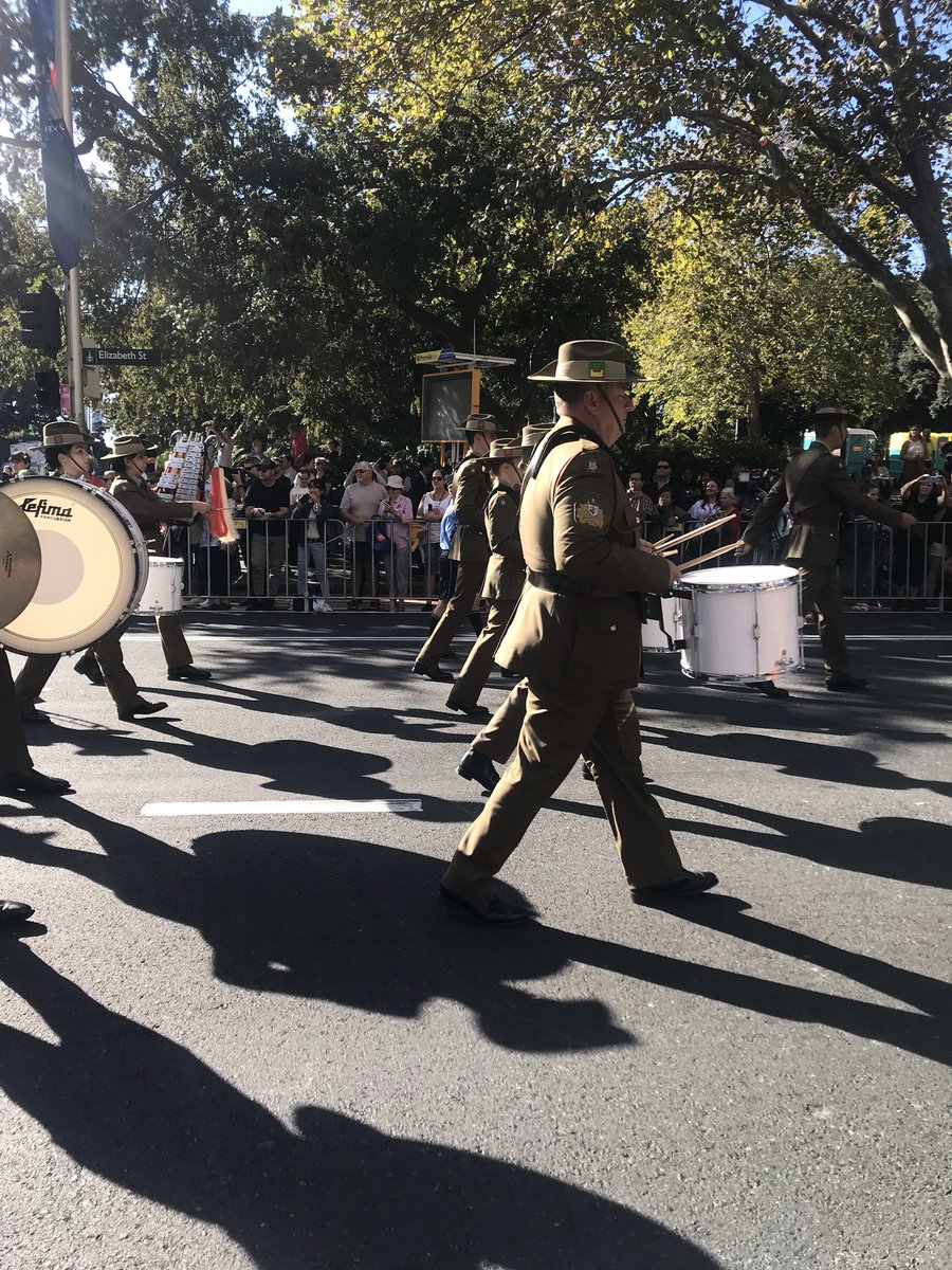 jenna_2015's tweet photo. What an honour to cover the 2019 Anzac Day march in Sydney @2GB873 — more than 16-thousand serving and ex-service men and women are making their way down Elizabeth Street in the CBD. https://t.co/2l7oFGgzYQ