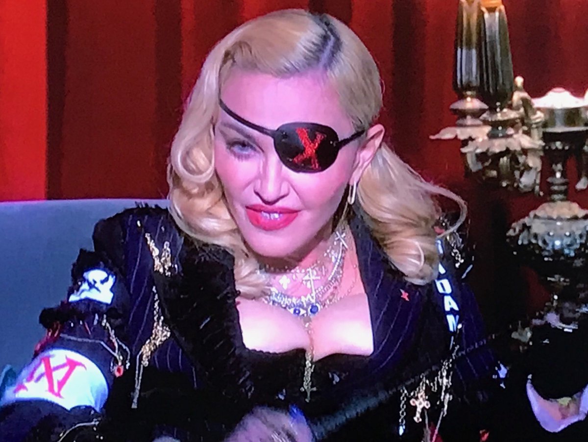 Storm The Castle tweet media