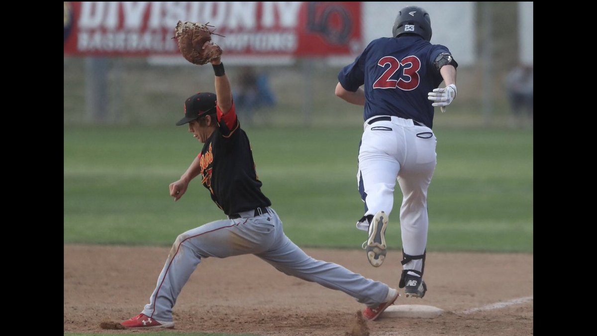 Swoosh474's tweet photo. Can’t wait for tomorrow night! “One Team One Fight” #pdaztecs #aztecbaseball #thatstretchtho #onegame #focus #bringit #respectthegame https://t.co/1A1PtFYh3E