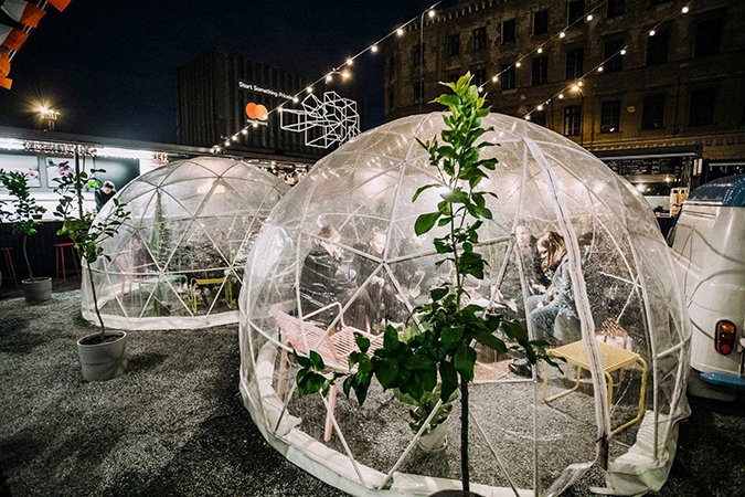 TacticsMag's tweet photo. Fickle Spring? There are pop-up retail igloos for that. Read about Manifesto Market’s heated and rainproof shelters here:
https://t.co/7IoaxOjxjg https://t.co/xXBqO6W0Q6