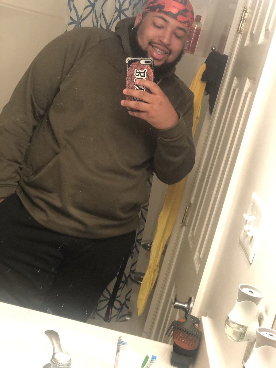 avoidjerm's tweet photo. @HBCUfessions 🐻 https://t.co/qypR4k3wYH