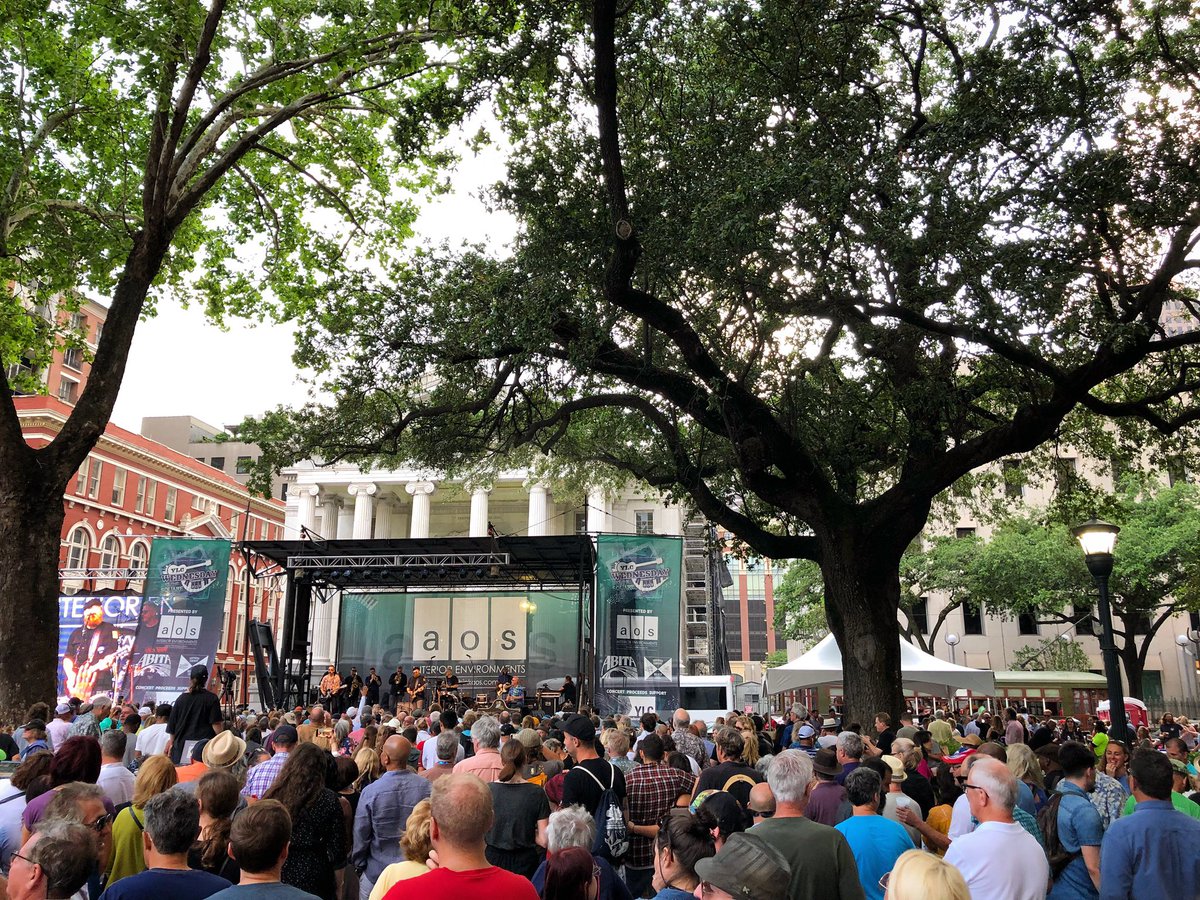 mattpbrick's tweet photo. •Broussard•
When 1 of Sarah’s top 5 favorite musicians plays Downtown you enjoy the performance. Thanks @MarcBroussard & @ylcnola for Wednesday at the Square. Great night with friends & family.
#DowntownNOLA #lafayettesquare #wednesdayatthesquare #festival #freemusic #NOLA https://t.co/4KZye1pn3N