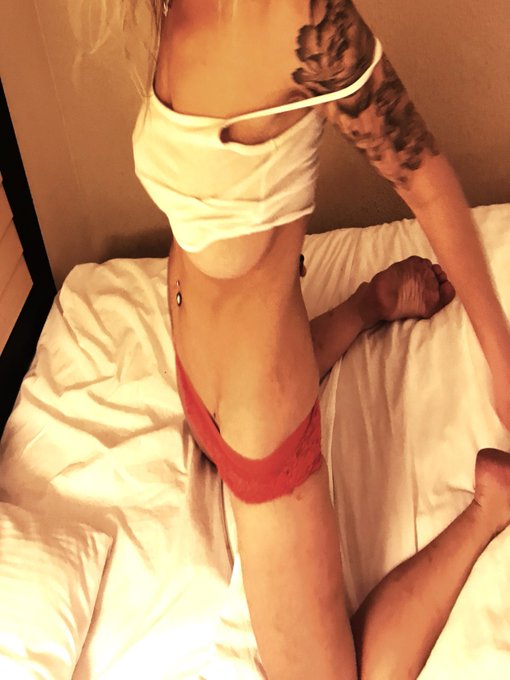 I'm so horny right now. #needdick #fuck #milf https://t.co/SZRjLdfUpI https://t.co/CqeNmbNVOd<a href="/tag/needdick"class="tags">#needdick</a><a href="/tag/fuck"class="tags">#fuck</a><a href="/tag/milf"class="tags">#milf</a>