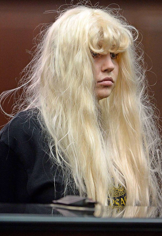 It can be speculated that Dan Schneider’s alleged abuse greatly contributed to Amanda Bynes breakdowns as she grew older