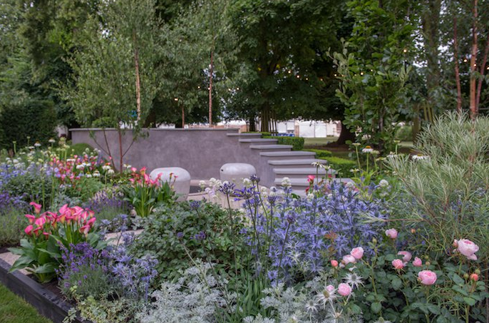 ShootGardening's tweet photo. On the Edge #Garden with #plant list #RHSHampton 2017 by Frederic Whyte and @Bentonbros promoted awareness and understanding of #mentalhealth with @CentreforMH https://t.co/Oc121NrX3B #garden #plants https://t.co/MragPVfLpl
