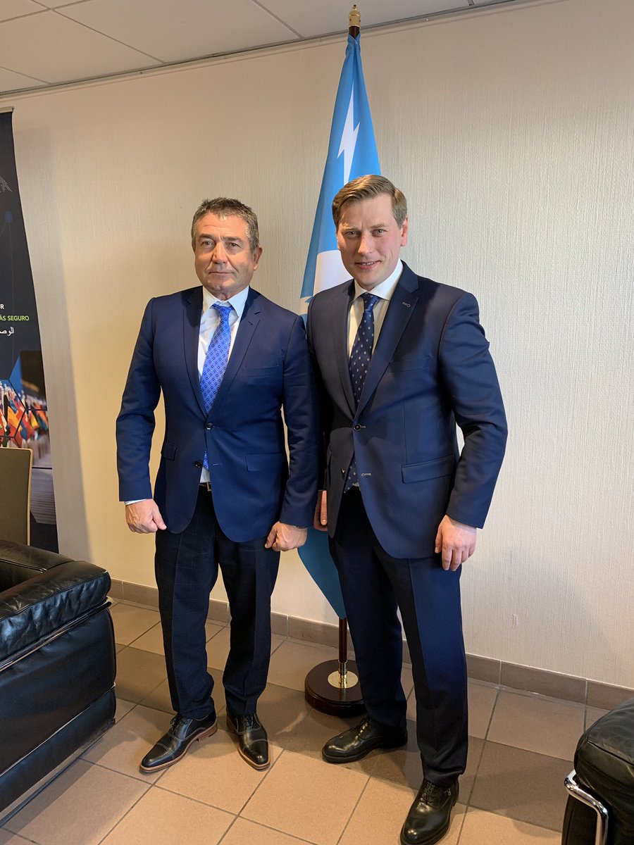 fredolinL's tweet photo. Glad to meet in #Lyon my colleague and great friend 🇲🇩🤝🇦🇷Comisario General Néstor Ramón RONCAGLIA, Chief of @PFAOficial and @INTERPOL_HQ Vice President! https://t.co/JJBUppJZdr