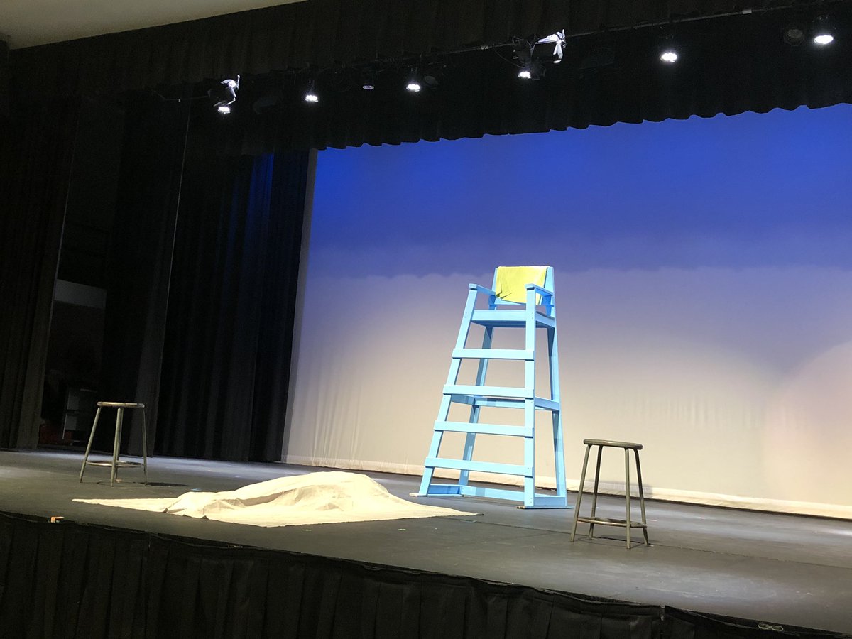 AmandaMeighan's tweet photo. @MeighanTy I’m crazy proud of you, Riley and Ella! I bought the whole seat but only needed the edge!👏🏽 #NipissingNearNorthDistrictFestival2019 #TrojansHost #NeverSwimAlone https://t.co/mXcmNhhiXU