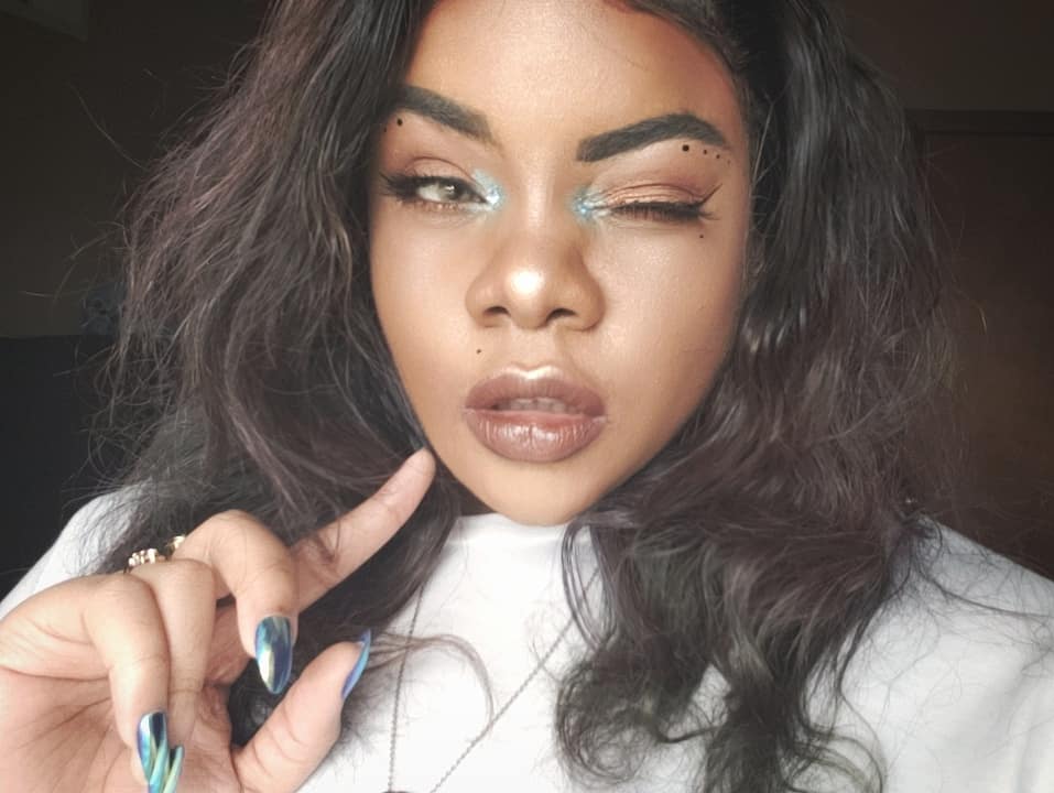 nikinami_'s tweet photo. POP!
@MorpheBrushes #yourtrueselfie @ABHcosmetics #prism palette @ColourPopCo x @bretmanrock OMG, I'm Wet @eddiefunkhouser Once Bitten๐ + mascara + concealer @getdrenchedcos #BeatButWoke Comet Water + #NeonDreams loose highlighter
#benefitbrows #makeup #melaninpoppin #beat https://t.co/tyNrl5SuLV