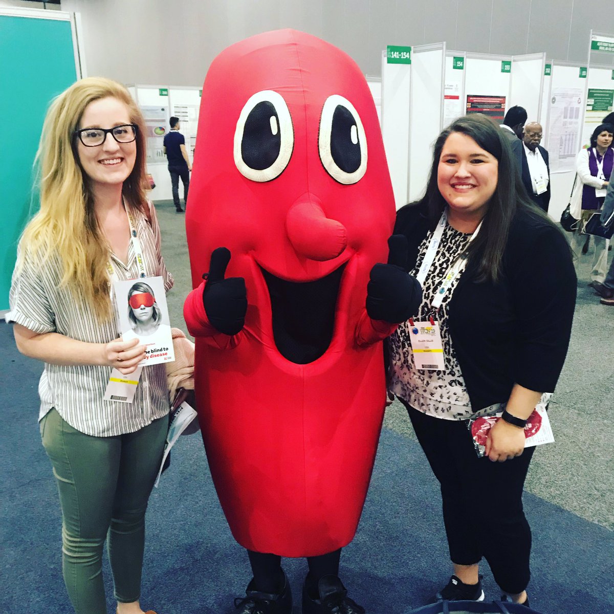eegillis's tweet photo. Photo opps at the 2019 ISN World Congress of Nephrology meeting #iKidneyCheck #isnwcn2019 https://t.co/Oqbf4C5P0n