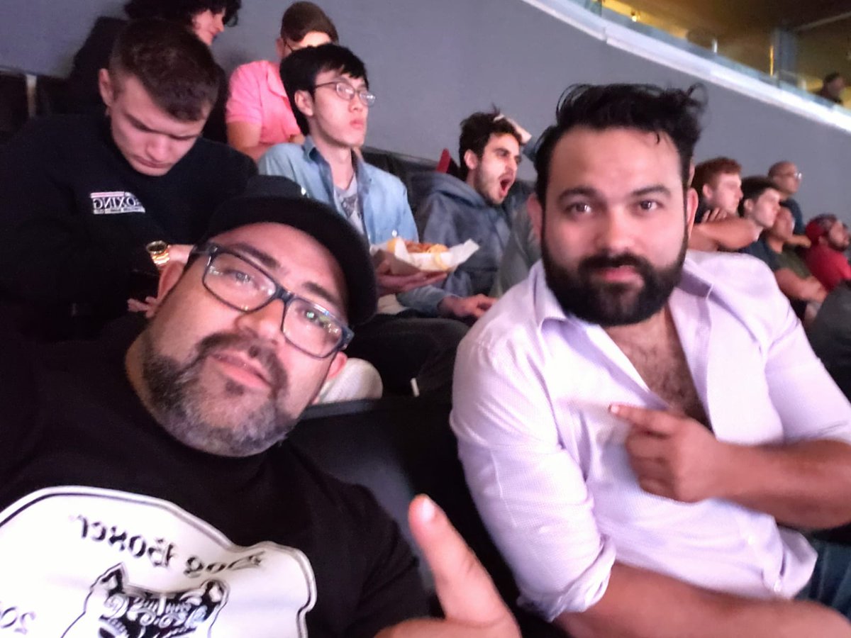 hectorferco's tweet photo. #lomacrolla
#Fercobox is in da housee!!!!
@trboxing https://t.co/i20qX8mYgS