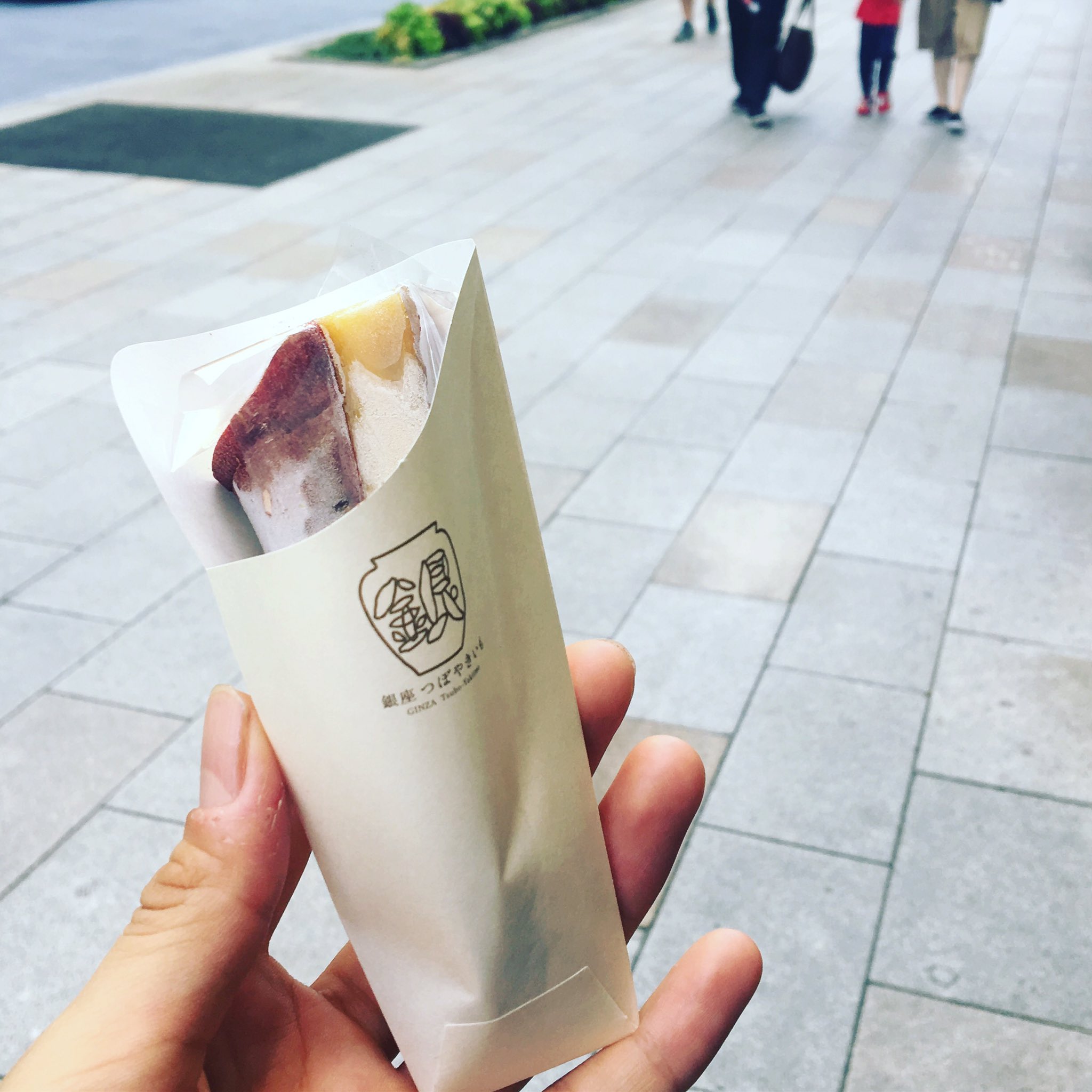 銀座つぼやきいも Al Twitter 快晴の土曜日 気持ちがいいですね 今日の街歩きのお供には アイスやきいもがおすすめです 銀座つぼやきいも やきいも 春スイーツ アイス アイスやきいも 銀座散歩 ヘルシースイーツ 食べ歩き 銀座観光 東京観光