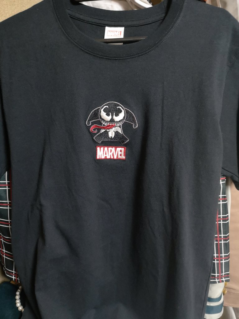 Tweet 2019 バカ売れの しまむら コラボtシャツ がマジで最高
